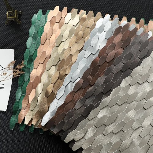 ชุด 5 ชิ้น แผงโมเสค 3D ลายเพชร (เว้า‑นูน) กาวในตัว อะลูมิเนียม‑พลาสติก สำหรับตกแต่งผนัง