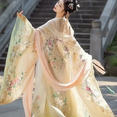 Damski hanfu w stylu Tang — bogate hafty, szerokie rękawy, gradientowa spódnica hezi | Strój cosplay 2025