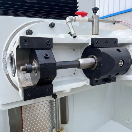 Máquina hob manual para corte preciso de engranes con fresado reversible — uso industrial