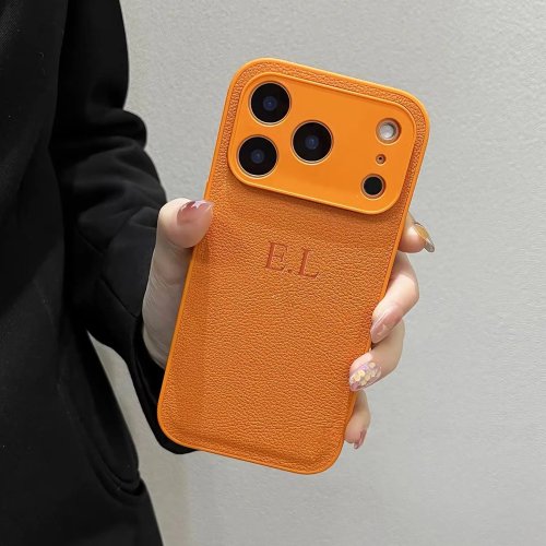 Ốp lưng da giả khắc tên cho iPhone 13/14/15/16/17 (Pro/Pro Max/Plus/Air) — dập nổi 3D, quà tặng cho cặp đôi