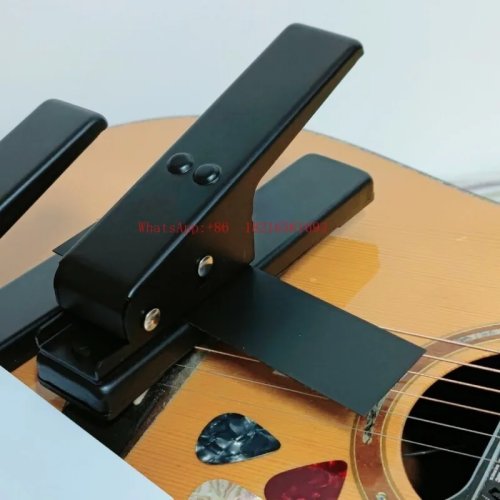 Cortador de púas para guitarra — Herramienta DIY para hacer púas grandes desde tarjetas/plástico