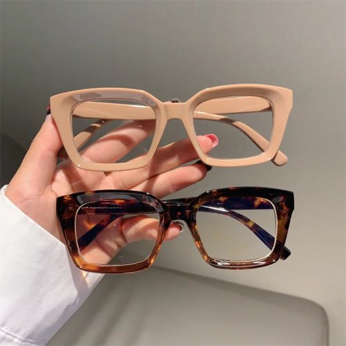 Gafas de montura plana cuadrada estilo coreano, montura fina y look urbano de tendencia