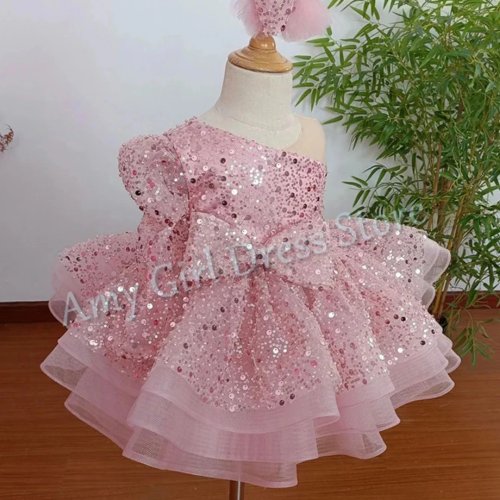 Robe rose personnalisée pour demoiselle d'honneur enfant – sequins, à une épaule, jupe bouffante genou, pour fillette (anniversaire / 1re communion)