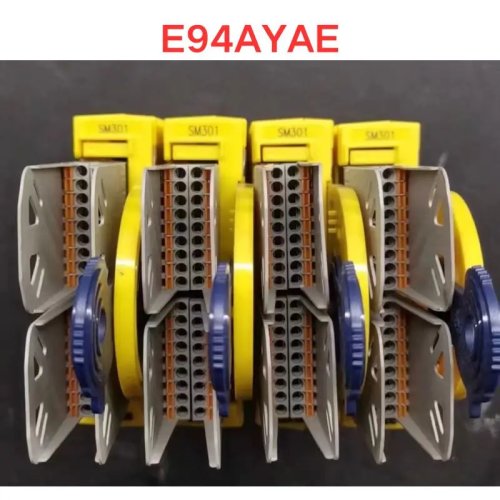 Б/у модуль интерфейса безопасности SM301 для сервопривода E94AYAE 9400 — проверен, работает, быстрая отправка