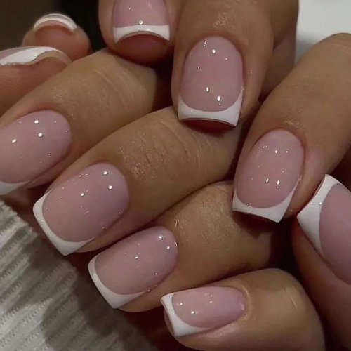 24er-Set kurze quadratische Press-on Nägel für Damen – weiße French mit Herz, Braut‑Fake‑Nails