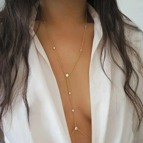 Body chain em cruz com brilhantes – bijuteria de peito para biquíni e praia
