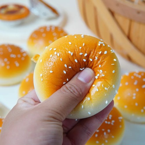 Handmade Silicone Sesame Bun Squishy (Mochi) — Soft Sticky Fidget/Stress-Relief Pinch Toy, Hand Relaxing, Kids Gift