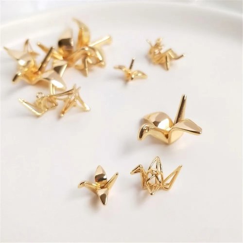 Zawieszka żuraw origami 3D pozłacana 14K, ręcznie wykonana, do naszyjnika lub kolczyków