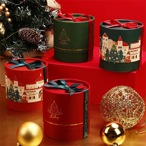 Caixas presente de Natal para doces e sobremesas — caixas para mousse, bolo e maçãs (Véspera de Natal)