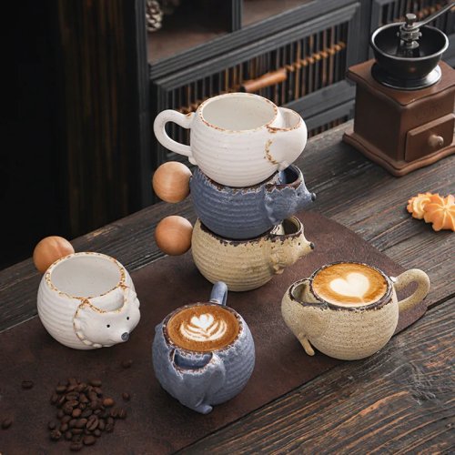 카툰 고슴도치 도자기 머그(주전자형) 280ml, 손잡이 포함 — 빈티지 스타일 커피컵 겸 인테리어