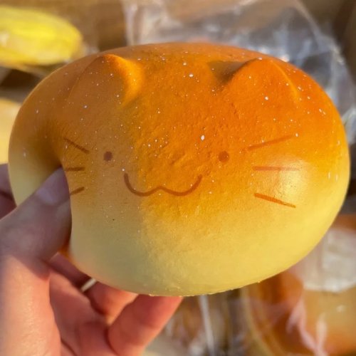 Mainan Squishy Totoro berbentuk roti - Mainan remas lembut anti stres, hadiah lucu untuk dewasa
