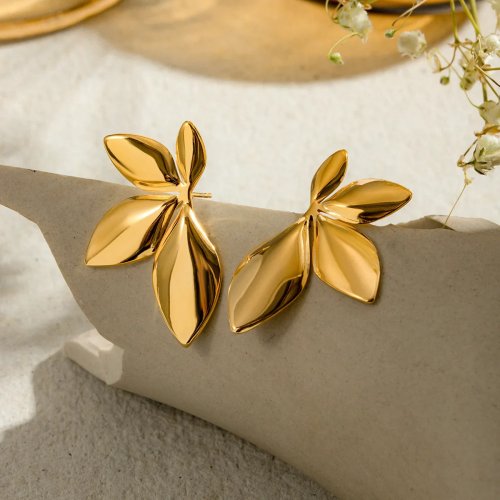 925 sterling silver post Korean-style leaf & flower earrings for women — gold-tone, trendy 2026