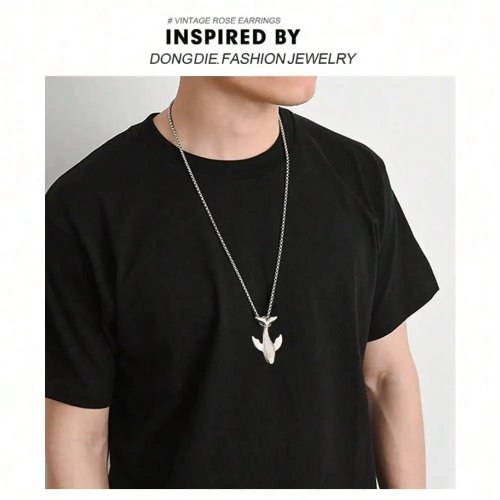 Long whale pendant necklace – minimalist unisex chain, trendy student/street style