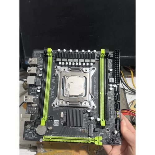 중고 X79 LGA2011 Micro-ATX 메인보드 + Intel Xeon E5-2630 CPU, DDR3 슬롯 4개 — I/O 실드 없음