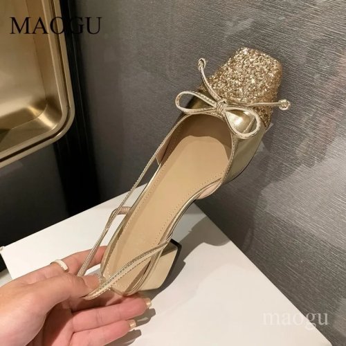 Sandálias slingback de senhora com laço glitter, salto bloco médio, bico quadrado, pele — sapatos elegantes para festa