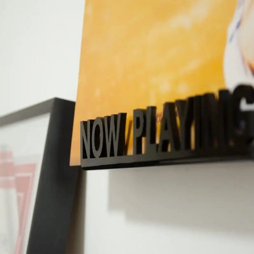 Акрилова настінна полиця для вінілових платівок і DVD — стенд «Now Playing» для альбомів