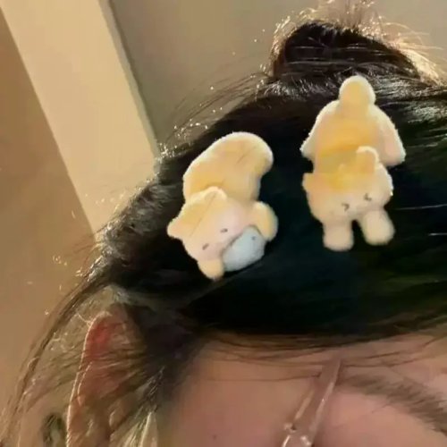 Cute Plush Kitten Hair Clip for Women - Duckbill Clip for Bangs - Cartoon Hair Accessory
