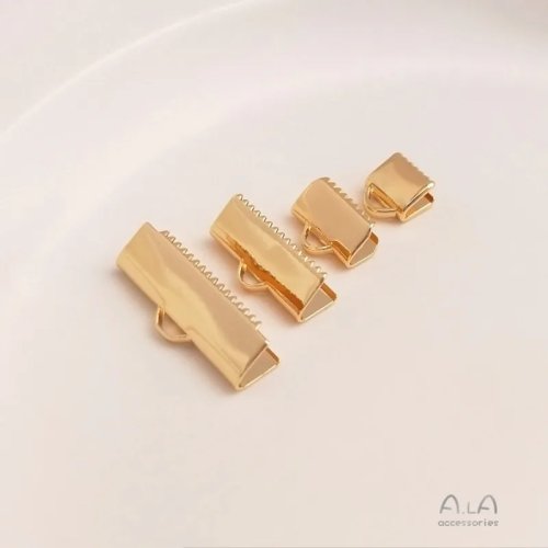 Кліп‑пряжка з конем, позолота 14K (мідь) — застібка для ремінця/webbing, ручна робота, аксесуар для прикрас