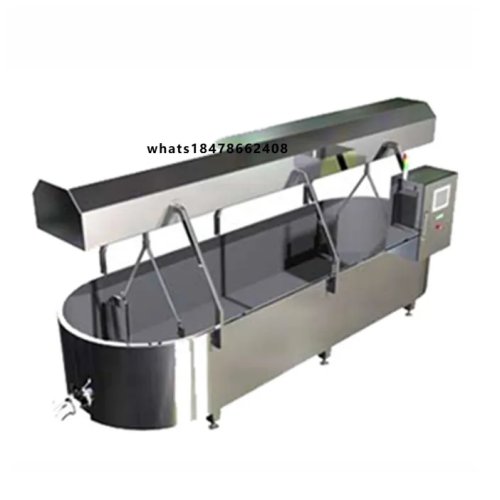 Machine automatique de fabrication de mozzarella en inox avec pompe motorisée et cuve à fromage sur roulements