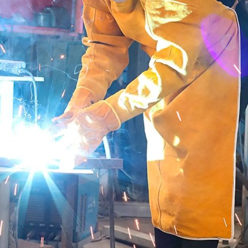 牛革製溶接用防護服セット（ジャケット＋パンツ）— 耐炎・耐熱、ハイカラー、長袖