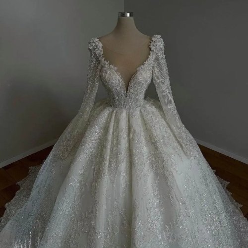 Vestido de Noiva de Baile Luxuoso Personalizado com Miçangas e Lantejoulas, Manga Comprida, Plissado