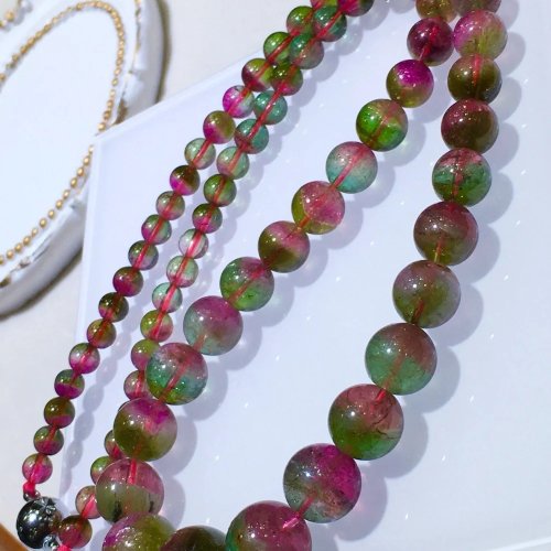 Collana di perle in tormalina watermelon naturale 5–13 mm, lunghezza clavicola, gioiello di pietra curativa per donna, 1 pezzo