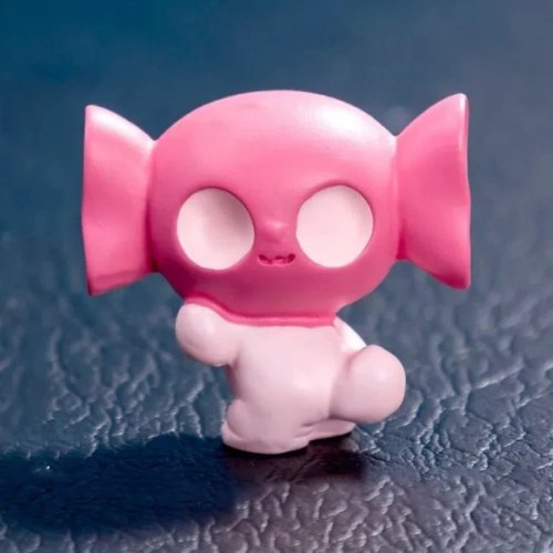Mô hình mini Halloween bằng resin — mũ phù thủy, bí ngô và yêu tinh ngồi kèm kẹo cho nhà mô hình