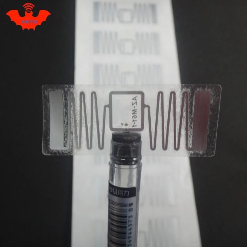 Tem RFID dán Impinj Monza 4E J41 (wet inlay) 860–960 MHz EPC C1G2 thụ động, tự dính