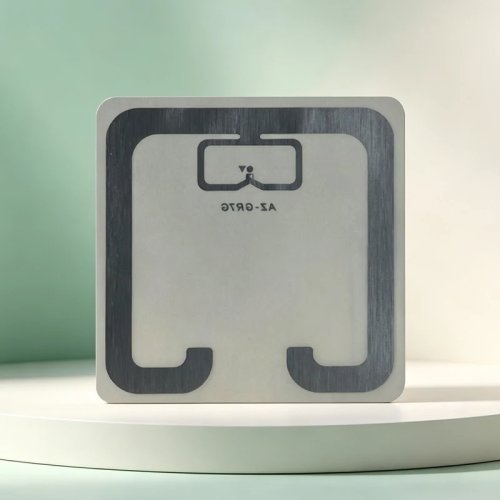 Etiqueta RFID UHF adhesiva (wet inlay) Impinj M780 — pasiva EPC C1G2 860–960 MHz