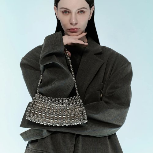 Bolso tote grande Rollcall con adornos de perlas — bolso de hombro elegante