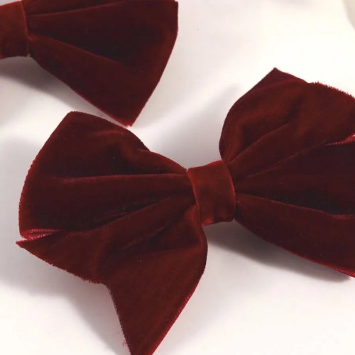 Lot de 2 barrettes nœud en velours bordeaux — style minimaliste pour adolescentes