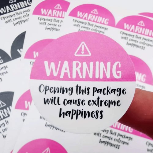 120 szt. Naklejki 38 mm (1.5 in) czarne i różowe 'Happy Mail' — 'Warning: Extreme Happiness' etykiety-dziękuję do kopert i opakowań, dla małych firm, promocje letnie i wyprawka szkolna