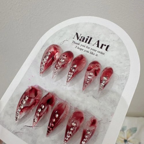 Handgemachte rote Cat-Claw Press-On-Nägel, 10 Stk. – kurze, dicke Kunstnägel mit Kleber