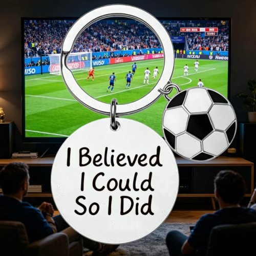 Gantungan Kunci Sepak Bola Ukir — Tag Mini Kenang-kenangan, Hadiah untuk Penggemar/Acara Pertandingan