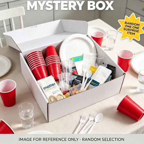 Mystery Box Zastawa Jednorazowa na Przyjęcie – Papierowe Talerze, Czerwone Kubki i Drewniane Sztućce