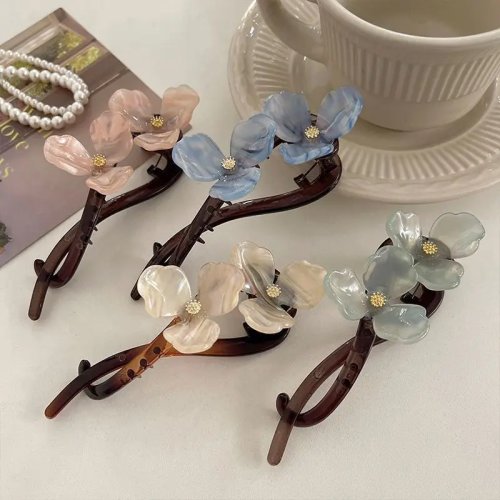 Pinza de pelo retro con flor para mujer – Elegante accesorio para media recogida