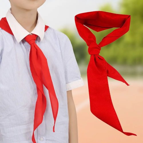 Klassisches rotes Baumwoll-Dreieckstuch für Schüler – 120 cm