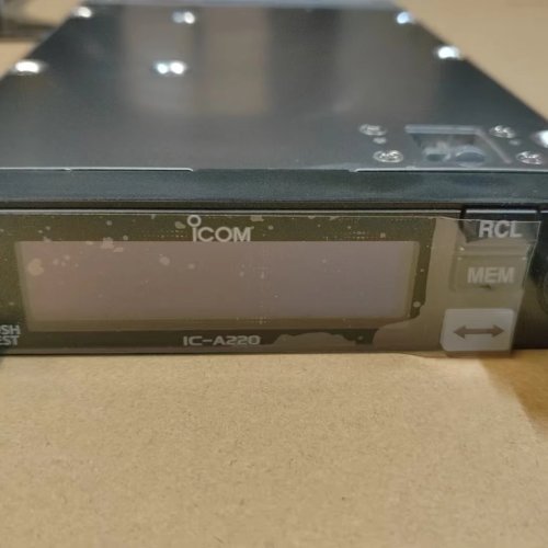 ICOM IC-A220 8W Transceiver VHF Airband do lotnictwa