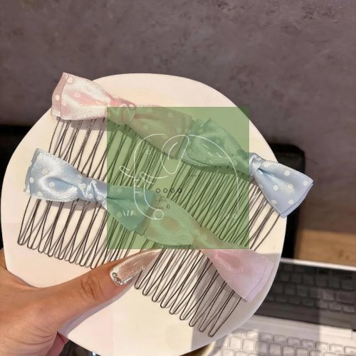 Süße Haarkämme mit Polka Dot Satin Schleife, rutschfeste Metallzähne, leichtes Haarstyling für Mädchen, Alltag und Abendessen