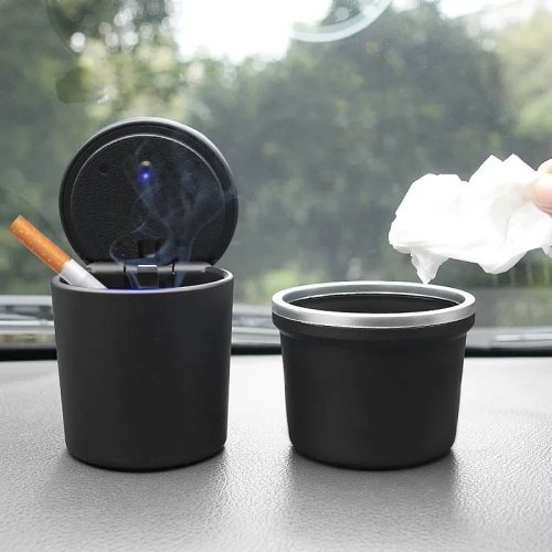 Przenośna Popielniczka LED do Samochodu, Uniwersalna Popielniczka z Uchwytem na Kubek, Dekoracja Wnętrza, 7x7x11cm