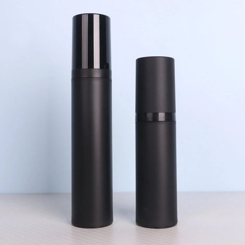 Frasco pulverizador preto com bomba – pequeno recipiente de viagem para cosméticos e produtos de higiene