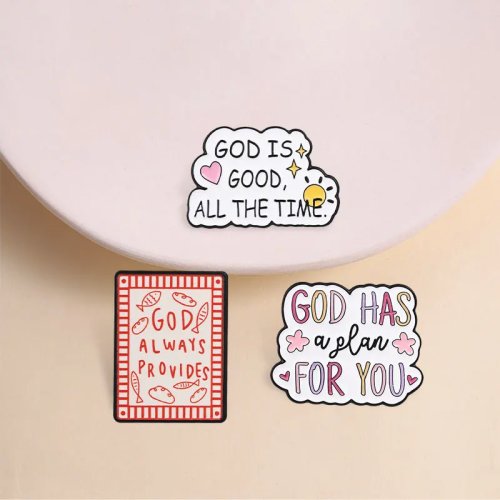 Épingle émaillée chrétienne - Dieu a un plan pour toi, broche foi pastel avec citation biblique pour croyants et cadeau d'église