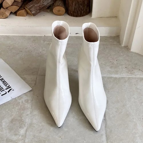 Botins femininos Aneikeh em couro macio, bico fino, salto fino, estilo street, modernos, primavera