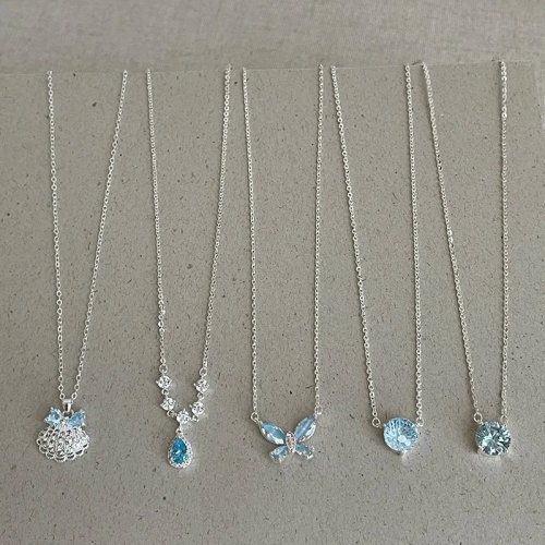 สร้อยคอผู้หญิง Minar จี้เพชร CZ สีฟ้า ผีเสื้อ หยดน้ำ โบว์ สร้อยคอเชือก Choker