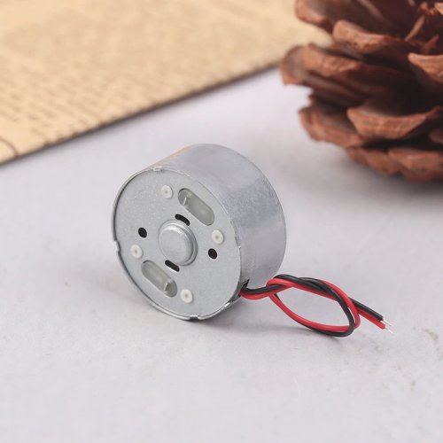 1/2 Stuks DC-motor RF-300EA-1D390 1,5V-6V 7250 toeren/min Mini Metaalborstel Motor voor DIY Zonne-energie Speelgoed