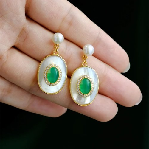 Vintage elegante oorbellen van groene opaal en parel, geometrisch, voor dames