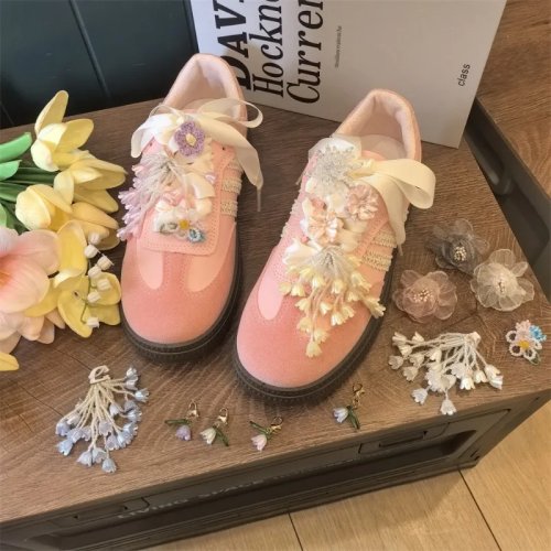 Clip per scarpe con fiori di perline DIY, stile coreano, carini, decorativi per sneakers, leggeri, scintillanti, eleganti
