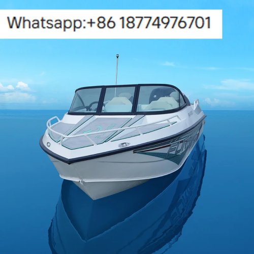Nieuw aluminium bass-visboot met console, licht en stabiel, zonder motor
