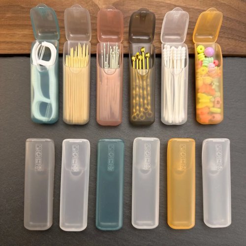 Lot de 4 boîtes de rangement miniatures portables, organiseur de petites pièces pour voyage, cure-dents, fil dentaire, pilules et bijoux