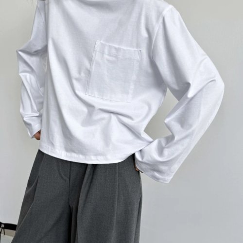 Women's Cotton Solid Color Loose Round Neck Long-Sleeve T-Shirt with Pocket - Casual Autumn Pullover Top